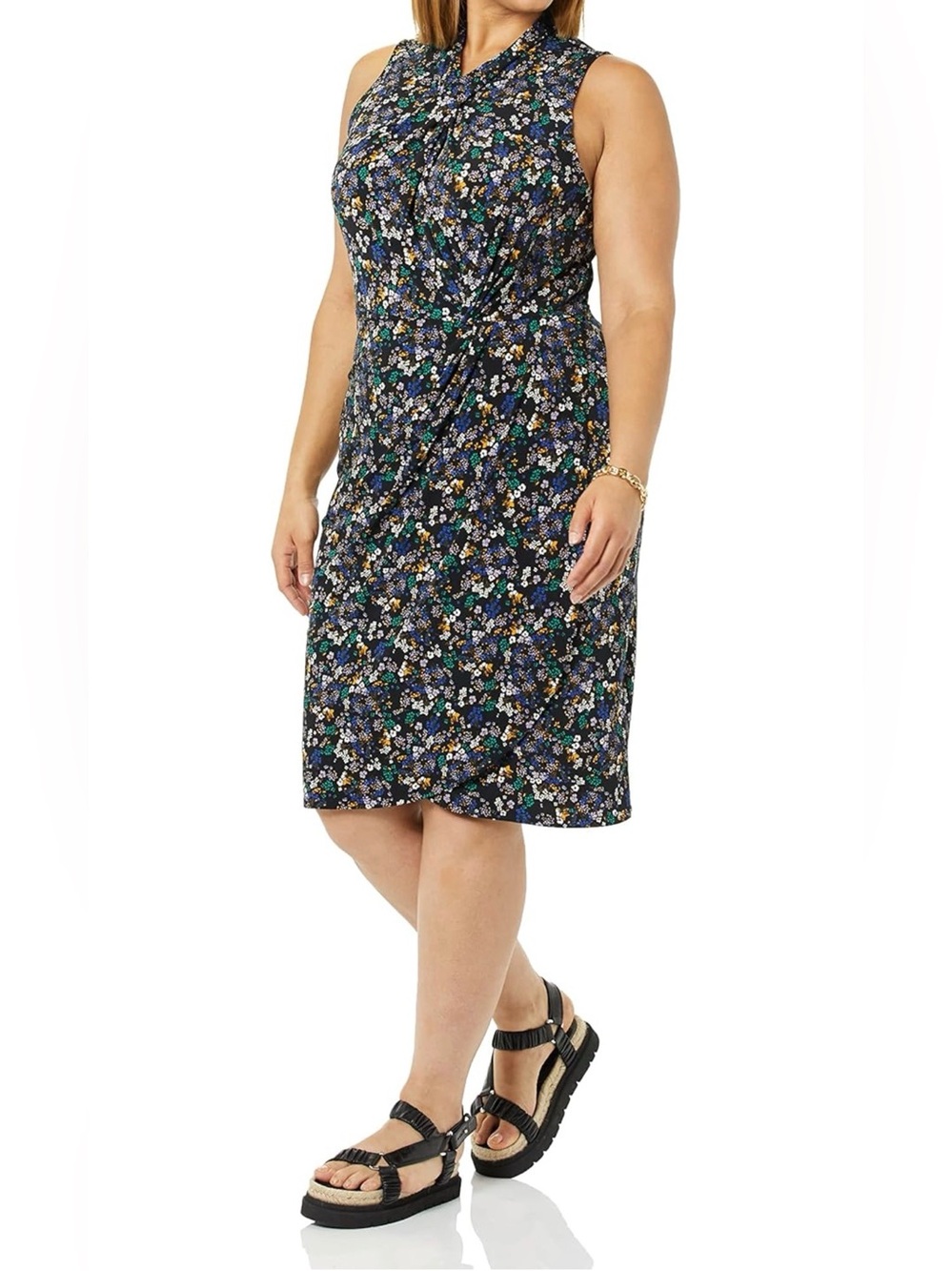 Amazon essentials Women's Sleeveless Faux Wrap Dress with Crossover Twist Neck - Picture 2 of 6